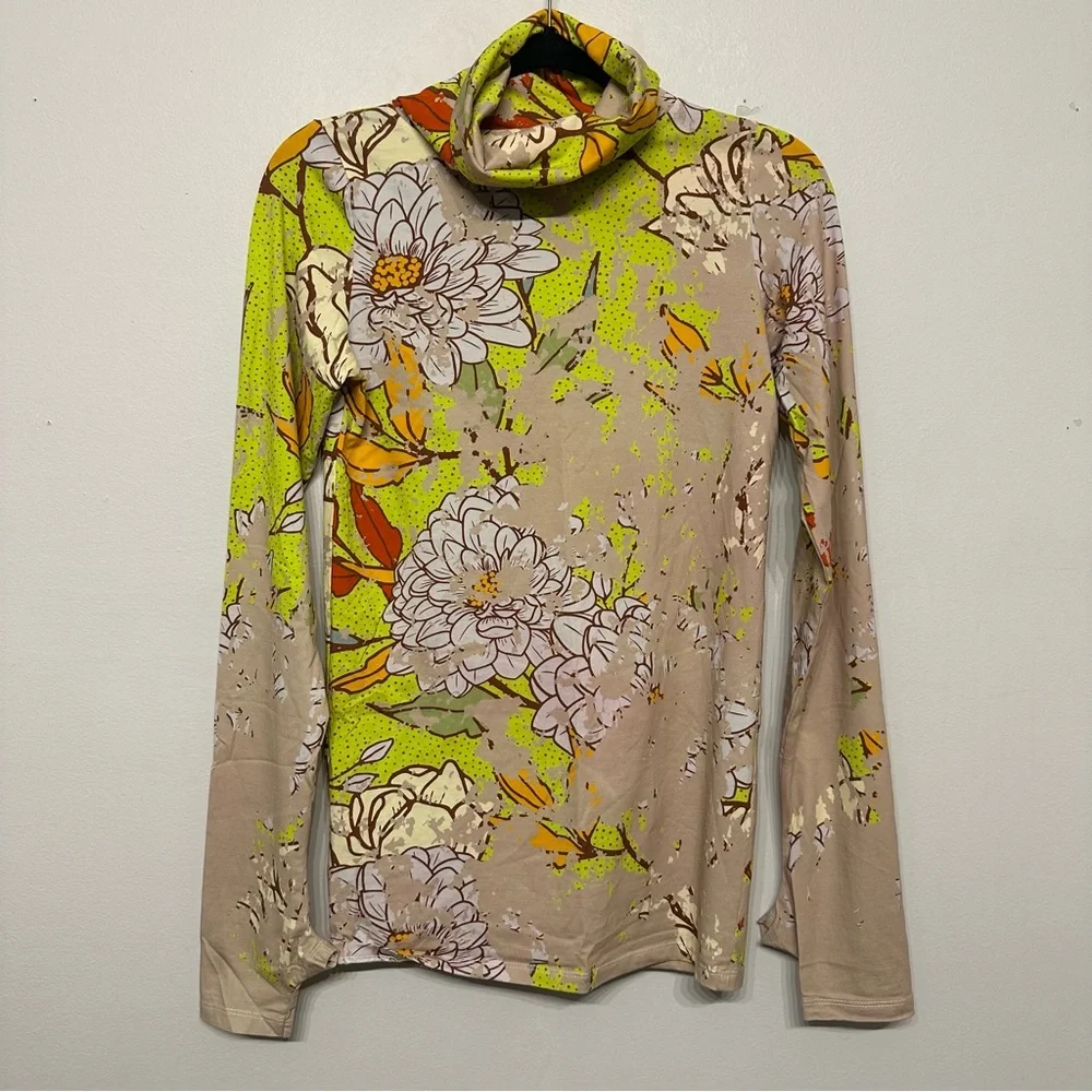 Kawakey Distressed Vintage Floral Print Turtleneck Top - Picture 3 of 10